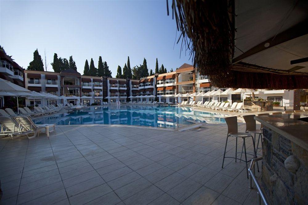 Bitez Risa Hotel Exterior foto