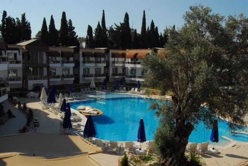 Bitez Risa Hotel Exterior foto